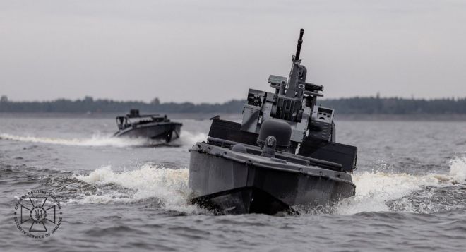 무장을 장착한 차세대 해상드론 ‘시 베이비’의 모습. 우크라이나 보안국(SBU)이 공개한 참고 사진.