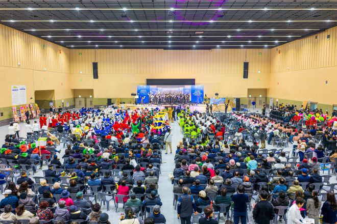 총 14개팀이 참여해 합창 경연 중심으로 개최 된 ‘2025 조합원 화합 한마당’.