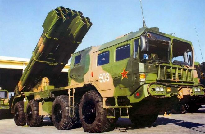 중국산 PHL-03 다연장 로켓포 자료사진