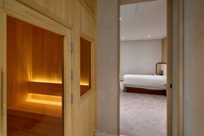 용산 대통령집무실 내 내실 - 청와대는 2일 윤석열 정부 시절 서울 용산 대통령실 청사의 모습을 공개했다. 사진은 대통령집무실 내 내실. 사진=청와대 제공