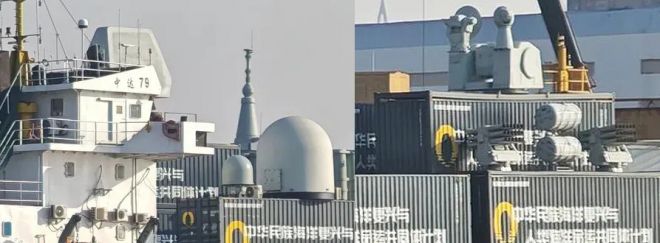 무기화 개조 초기 단계의 중국 중형 화물선 근접 모습. 대형 레이더와 1130형 30㎜ 근접방어체계(CIWS)는 현재 구성에서도 유지되고 있는 반면, 우현에 설치됐던 기만탄 발사기는 제거된 상태가 확인된다. 선박 개조 과정에서 무장 구성의 변화가 이뤄지고 있음을 보여주는 장면이다. 중국 인터넷 캡처