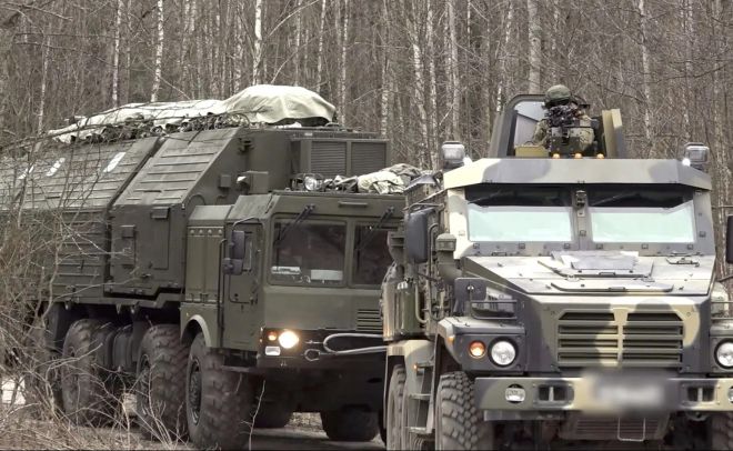 러시아의 최신 극초음속 중거리 미사일 ‘오레시니크’(Oreshnik)가 벨라루스에 배치되는 모습. EPA 연합뉴스