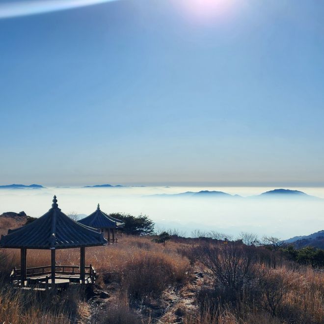 비슬산 정상에서 바라본 운해의 모습