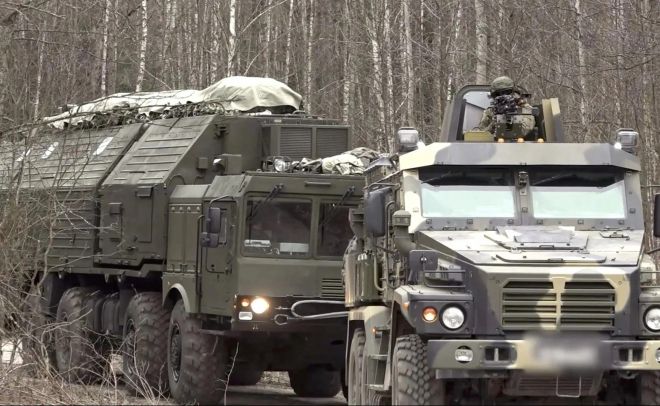 러시아의 최신 극초음속 중거리 미사일 ‘오레시니크’(Oreshnik)가 벨라루스에 배치되는 모습. EPA 연합뉴스