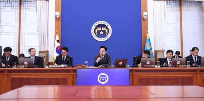 제2회 국무회의, 발언하는 이재명 대통령 - 이재명 대통령이 20일 청와대에서 열린 제2회 국무회의를 주재하고 있다. 2026.1.20 청와대통신사진기자단. 연합뉴스