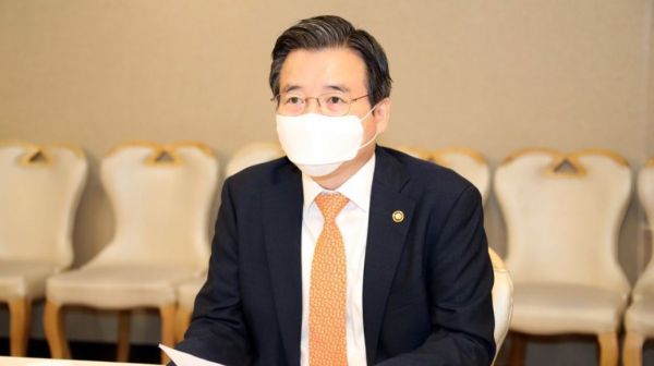 출처=연합뉴스발언하는 김용범 기재부 차관