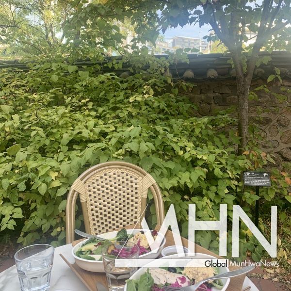 라그린의 테라스 석