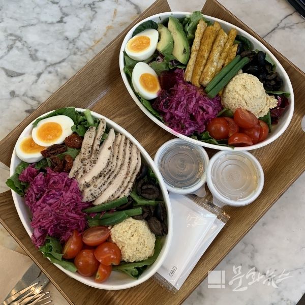 정동길 라그린 비건 프로틴 샐러드, 페퍼콘 치킨 샐러드