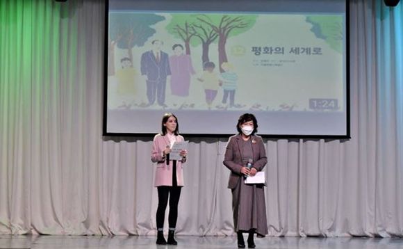 따따르한글학교 김영숙 교장 선생님