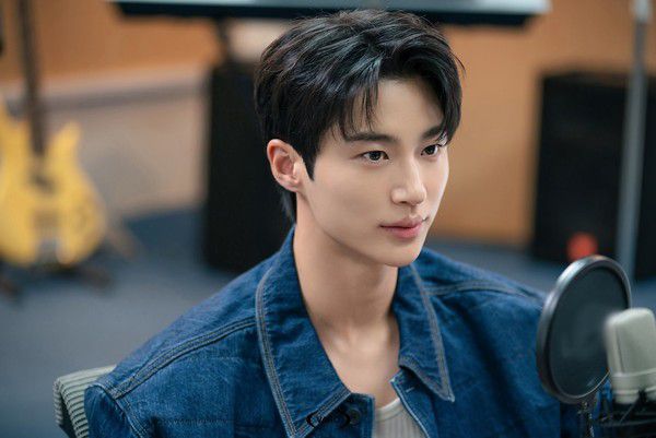 '선재 업고 튀어' 변우석 헤어스타일 / 사진 = 바로엔터테인먼트