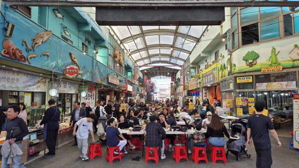 지난달 열린 홍성글로벌바비큐페스티벌 '고기 굽는 날' / 사진=연합뉴스