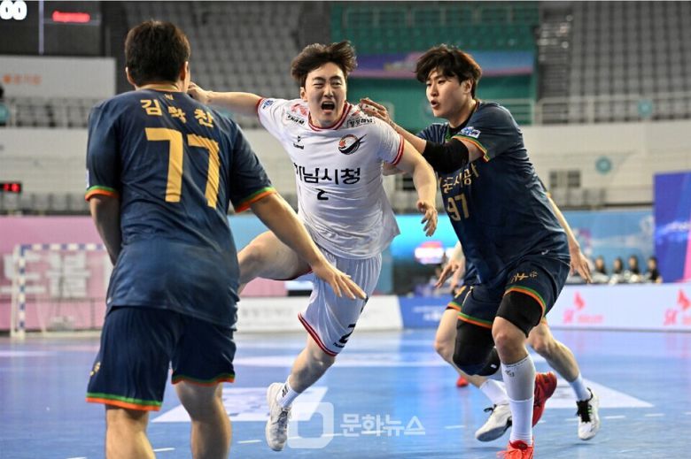 하남시청 차혜성이 돌파슛을 시도 중이다 / 사진제공=한국핸드볼연맹