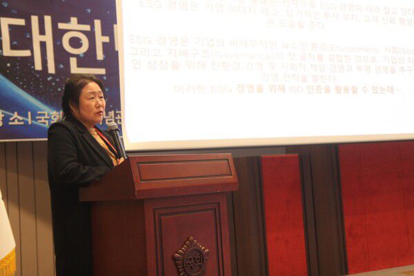 DLU-K가 체대입시생들의 새로운 미래를 위한 대안 제시로 베트남 어학연수 프로그램을 제공한다.