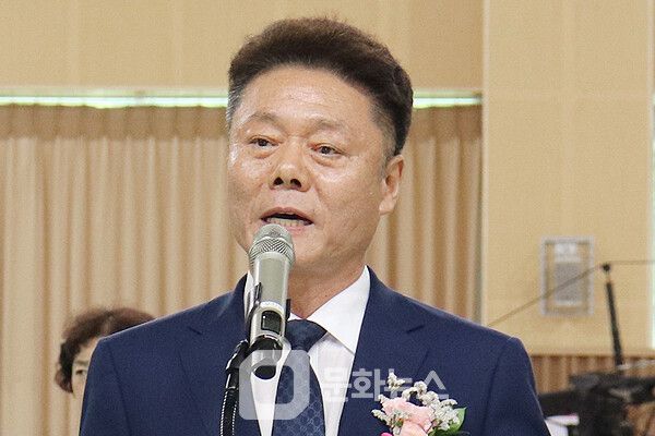 사진 김홍식 울산광역시 배드민턴협회장