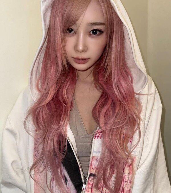 '섹시' 카리나→'큐티' 윈터...에스파 4인 4색 일상 패션은? / 사진=지젤 SNS