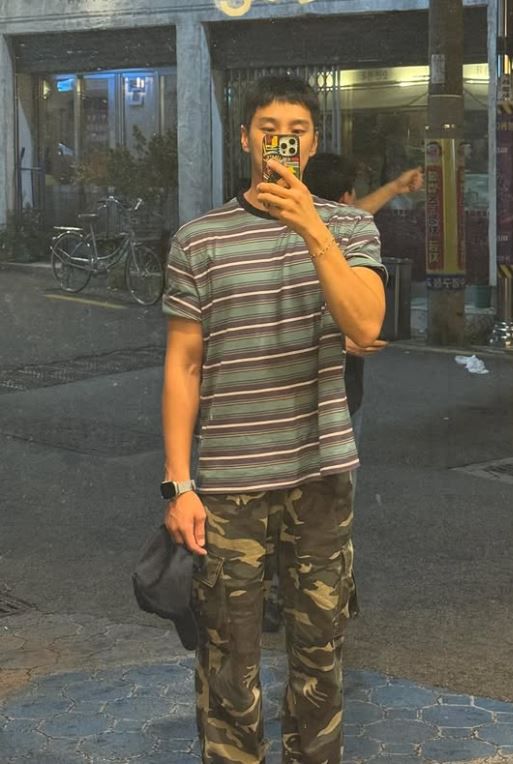 '스프링 피버' 문신남 안보현, 현실은 '남친짤' 생성기...사계절 패션 보니 / 사진=안보현 SNS