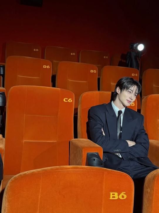 변우석, 극장에서 포옹→187cm 기럭지 자랑까지 / 사진=변우석 SNS