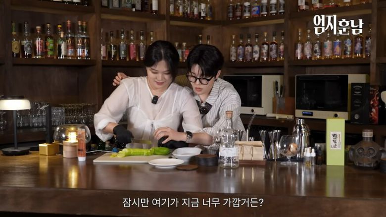 엄지윤 유튜브 갈무리