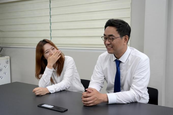 김선미, 정재학 타다 파트너(왼쪽부터). /사진=VCNC