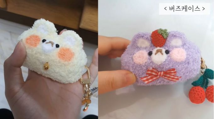 /사진=  유튜버 '슬러그'가 직접 만들어 판매 중인 무선 이어폰 뜨개 케이스를 소개하고 있다. / 사진제공= 유튜브 채널 '슬러그' 화면 캡처/사진제공=