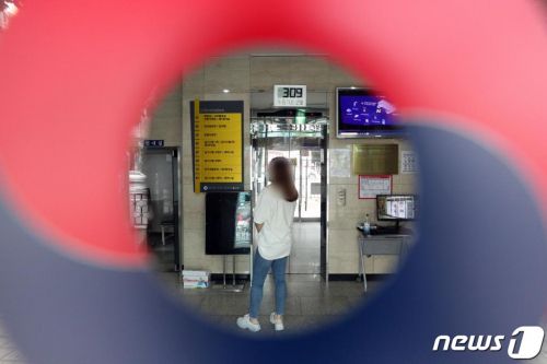 제85회 의사국가시험 실기시험이 이어지고 있는 가운데 14일 오후 서울 광진구 한국보건의료인국가시험원(국시원) 본관. /사진=뉴스1