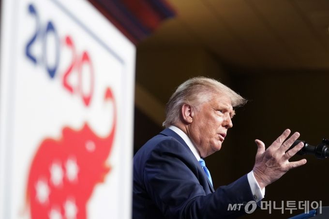 트럼프-증권 / 사진제공=AP