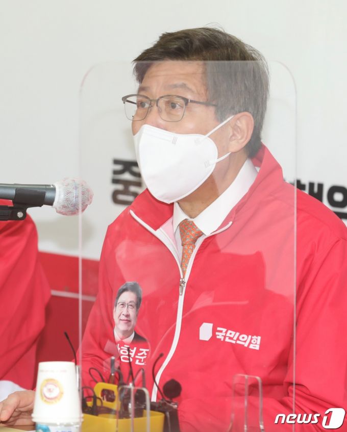 박형준 국민의힘 부산시장 후보가 16일 오전 부산 부산진구 박형준 부산시장 후보 선거사무소에서 열린'중앙선대위 부산 현장 회의'에서 발언하고 있다./사진=뉴스1