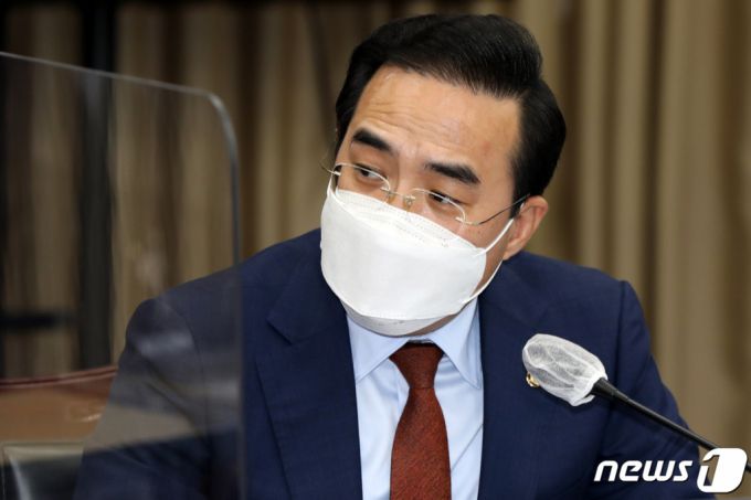 박홍근 더불어민주당 의원이 지난해 10월20일 오전 광주지방국세청에서 열린 국회 기획재정위원회의 광주지방국세청, 한국은행 광주전남본부·목포본부에 대한 국정감사에서 질의하고 있다. / 사진제공=뉴스1