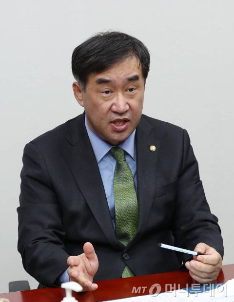 맹성규 국회 예산결산특별위원회 더불어민주당 간사 /사진=김휘선 기자 hwijpg@