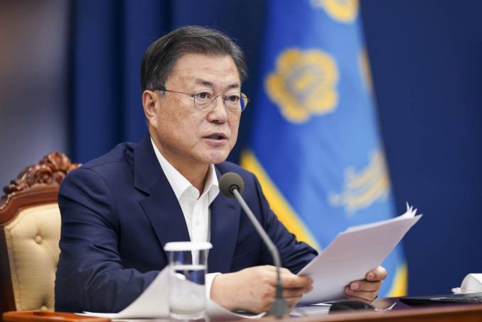 [서울=뉴시스] 문재인 대통령이 14일 오후 청와대 여민관에서 열린 수석·보좌관회의에서 발언하고 있다. (사진=청와대 제공) 2022.3.14. *재판매 및 DB 금지