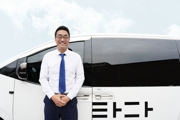 '타다 베이직' 때부터 함께한 그룹리더(GL) 정재학 파트너. /사진=VCNC