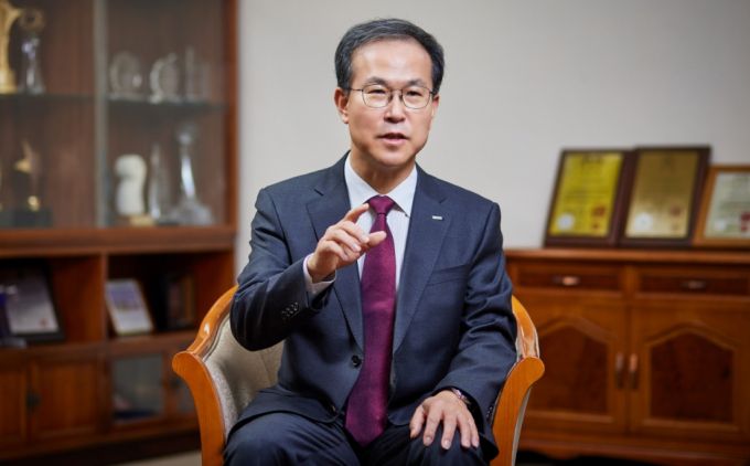 지난달 14일 취임한 방승찬 한국전자통신연구원(ETRI) 원장. / 사진=한국전자통신연구원(ETRI)