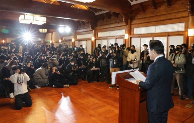이재명 더불어민주당 대표가 12일 오전 서울 여의도 국회 사랑재에서 2023 신년 기자회견을 하고 있다. / 사진제공=뉴시스