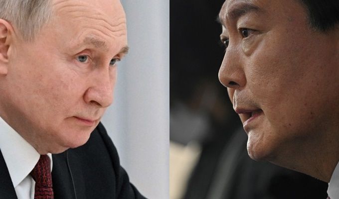 블라디미르 푸틴 러시아 대통령(왼쪽)과 윤석열 대통령/AFPBBNews=뉴스1