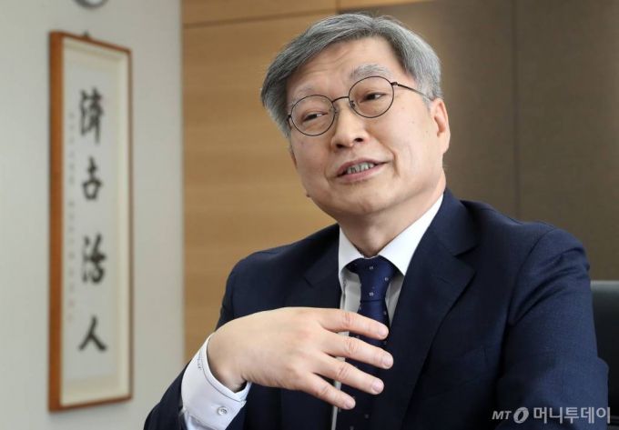 11일 최진섭 연세암병원 병원장 인터뷰 /사진=홍봉진기자 honggga@