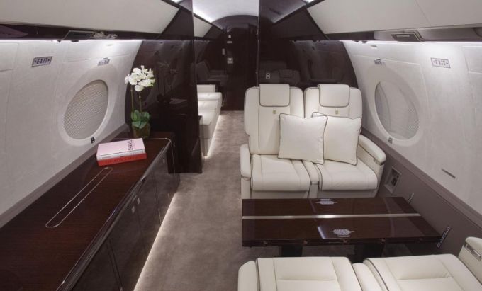 대한항공이 지난 1일 인스타그램을 통해 공개한 그룹 블랙핑크 전용기 내부 사진./사진=대한항공 공식 인스타그램