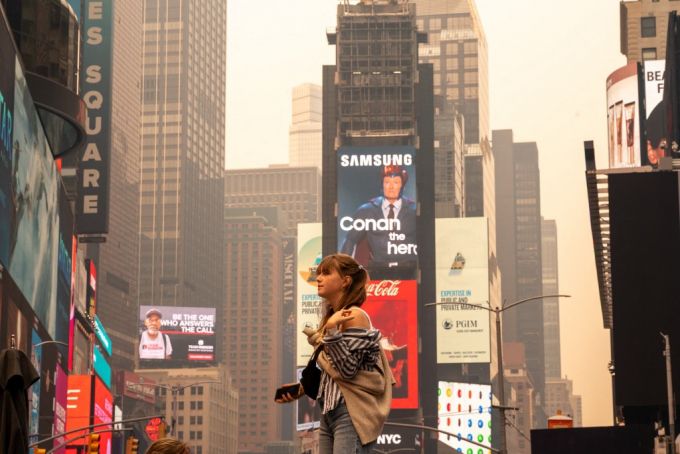 캐나다발 산불 연기에 휩싸인 미국 뉴욕 타임스스퀘어/AFPBBNews=뉴스1