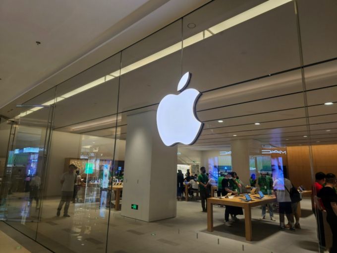 중국 선전에 위치한 애플 스토어. /사진=김승한 기자