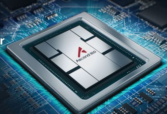 화웨이가 설계한 중국산 AI 반도체 어센드 910 GPU(그래픽처리장치)