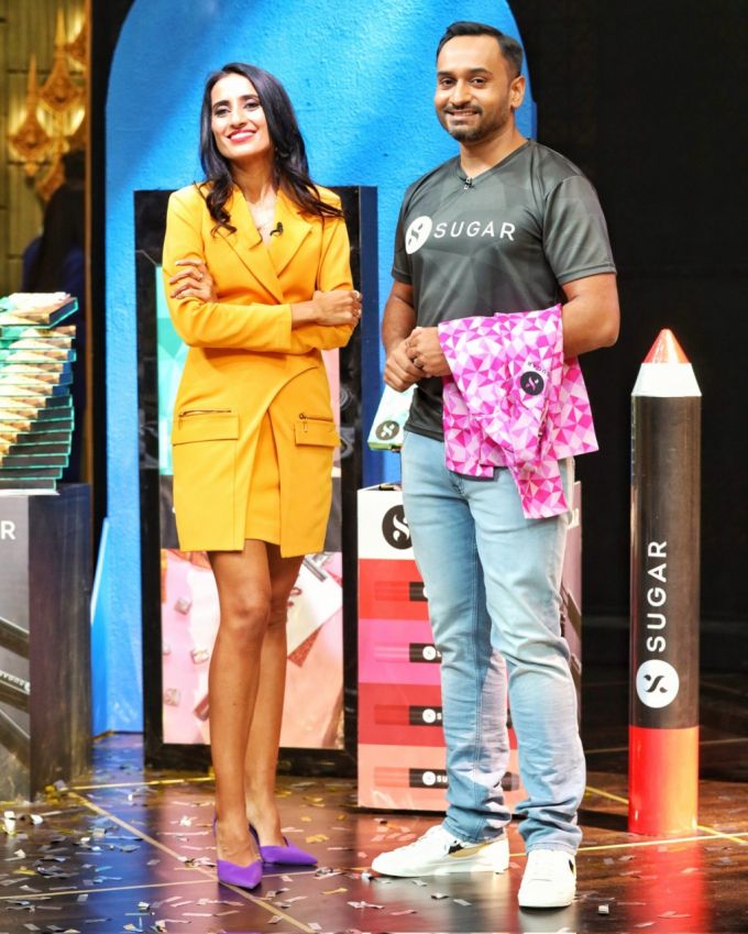 인도 화장품 스타트업 슈가 코스메틱스를 창업한 비니타 싱 CEO와 남편 카슈크 머케리 COO./사진=카슈크 머케리 엑스 계정 갈무리