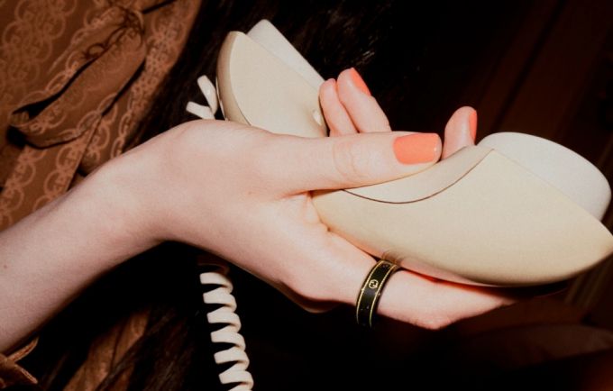 2022년 명품 브랜드 구찌와 콜라보한 오우라 링. /사진=구찌 홈페이지