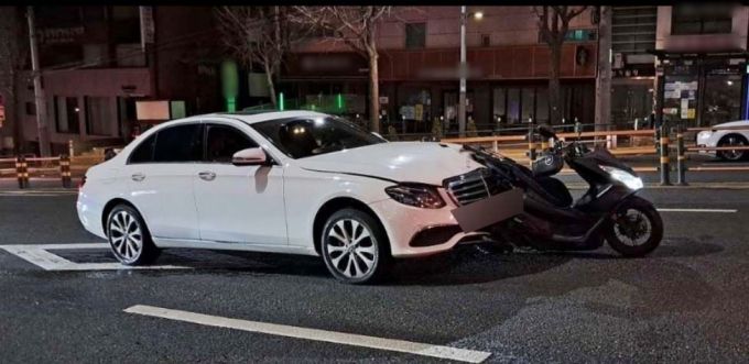 사고 당시 현장 모습./사진=뉴스1(민주노총배민라이더스지회 제공)