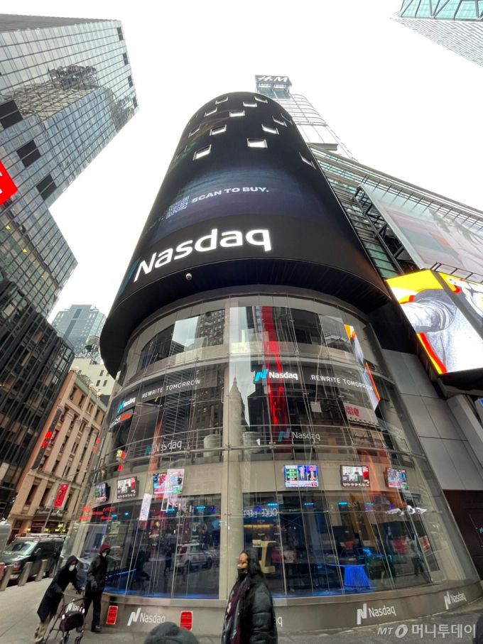 뉴욕 타임스퀘어 나스닥 마켓플레이스/사진=머니투데이DB