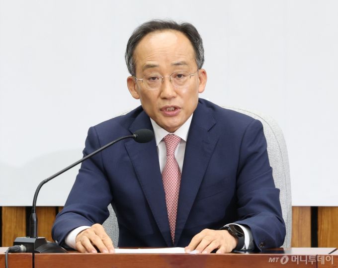 추경호 국민의힘 원내대표가 21일 서울 여의도 국회에서 열린 원내대책회의에서 발언을 하고 있다. 2024.5.21/사진=뉴스1 /사진=(서울=뉴스1) 송원영 기자