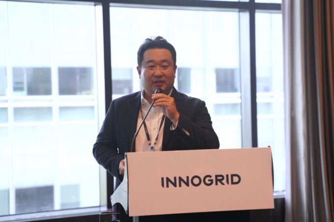 김명진 이노그리드 대표가 17일 서울 여의도에서 열린 코스닥 상장 기자간담회에서 발언하고 있다./사진제공=이노그리드