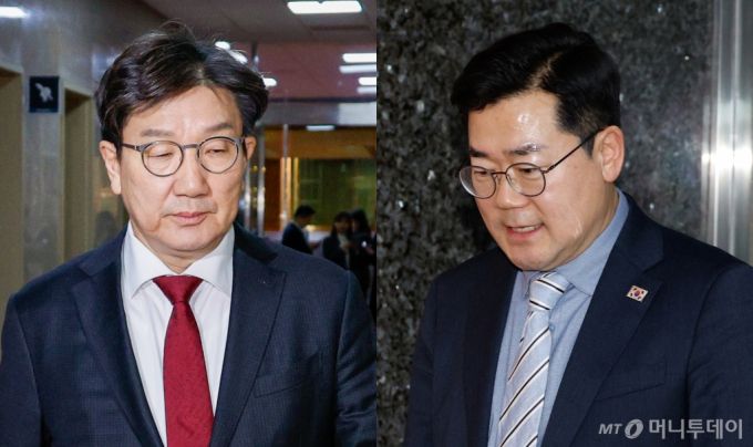 (서울=뉴스1) 안은나 기자 = 권성동 국민의힘 원내대표(왼쪽)가 16일 오후 우원식 국회의장 면담을 위해 서울 여의도 국회 의장실로 향하고 있다. 오른쪽은 우 의장 면담을 마친 박찬대 더불어민주당 원내대표. 여야는 오는 17일 비상계엄 관련 특검법 처리를 위한 협상을 시도할 예정이다. 2025.1.16/뉴스1  Copyright (C) 뉴스1. All rights reserved. 무단 전재 및 재배포,  AI학습 이용 금지. /사진=(서울=뉴스1) 안은나 기자