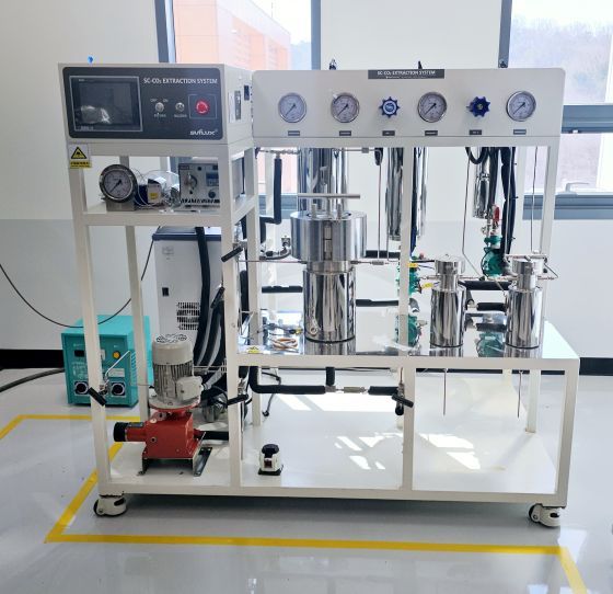 초임계추출기/사진=류준영 기자