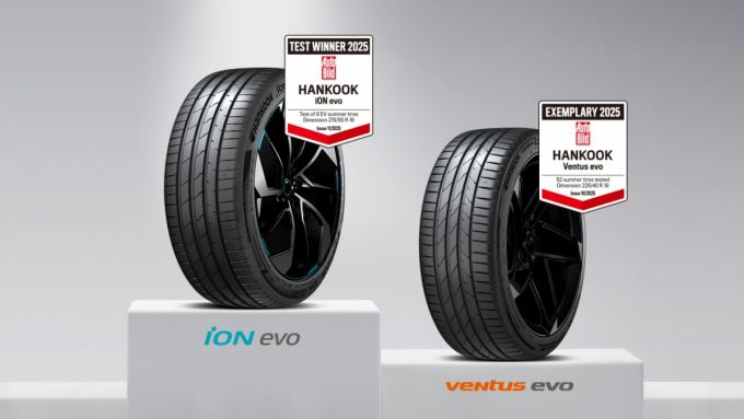 한국타이어 전기차 전용 퍼포먼스 타이어 아이온 에보, 초고성능 퍼포먼스 타이어 벤투스 에보. /사진제공=한국타이어