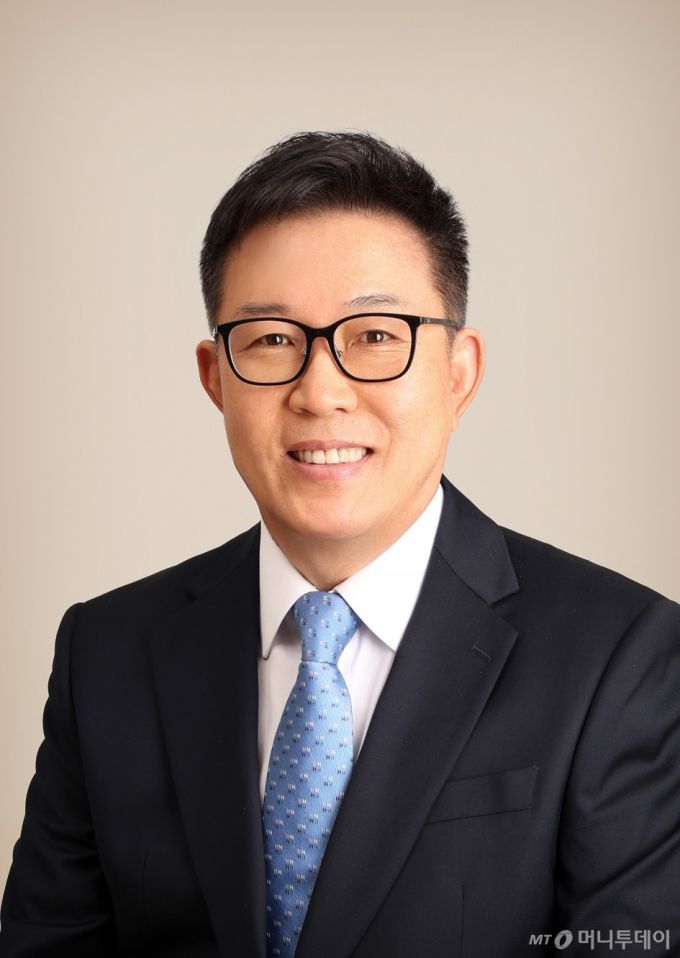 유효상 유니콘경영경제연구원장