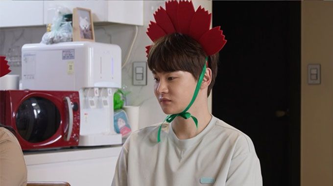 가수 박서진은 어버이날을 맞아 동생 효정과 함께 깜짝 이벤트를 준비한다.  /사진=KBS2 '살림하는 남자들 시즌2'